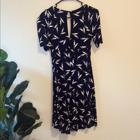 Maeve size 0 Floral Navy Dress - Picture 4 of 5